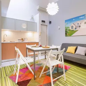cupcake-2-bedroom-loft-apt-in-best-location.krakowhotelspoland.com/